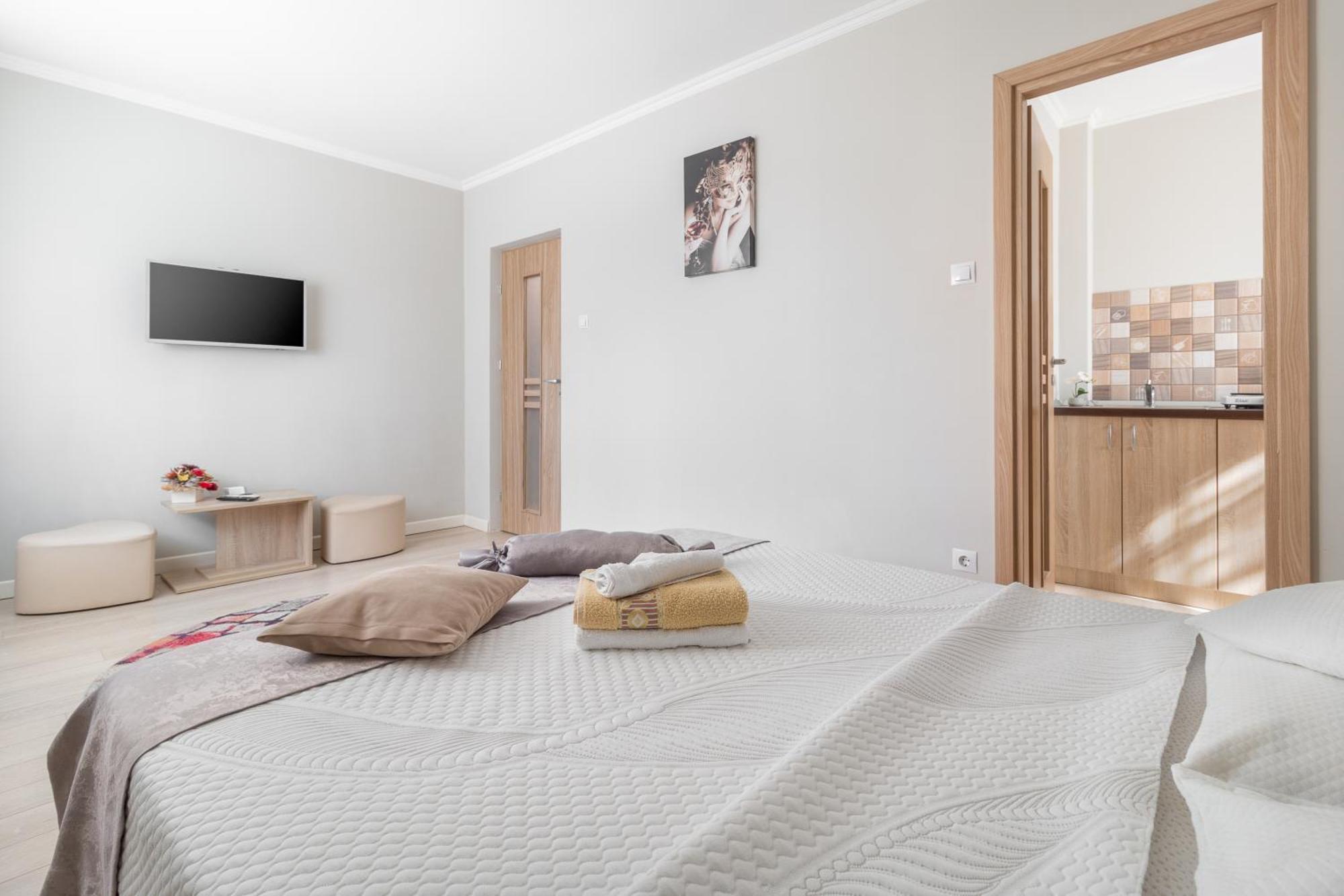 Venezia Studio Apartment Nagyvárad Kültér fotó