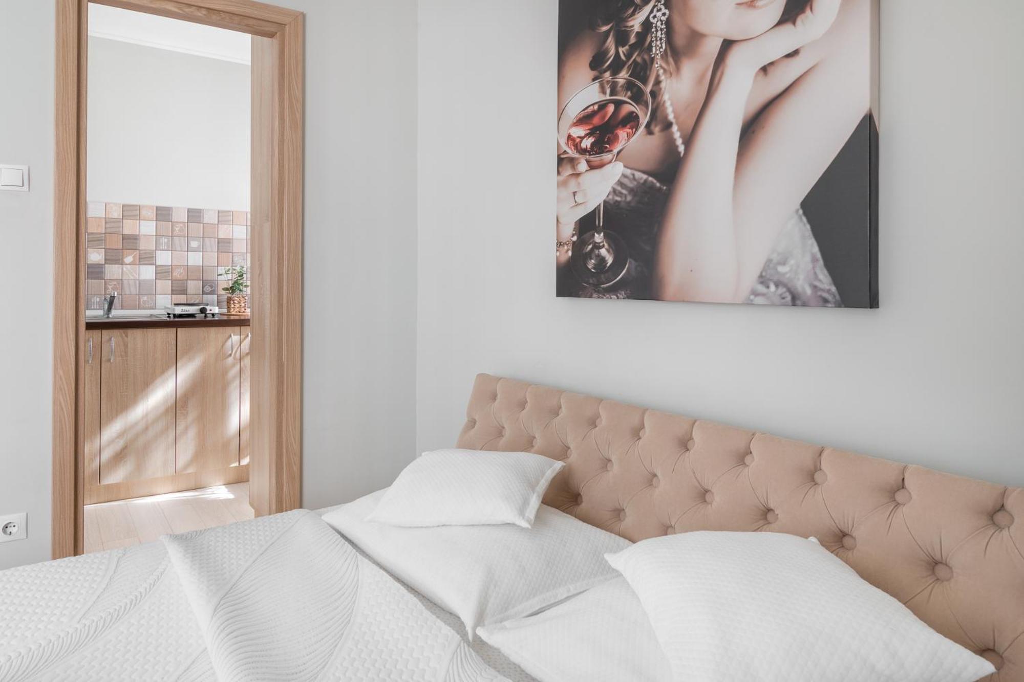Venezia Studio Apartment Nagyvárad Kültér fotó