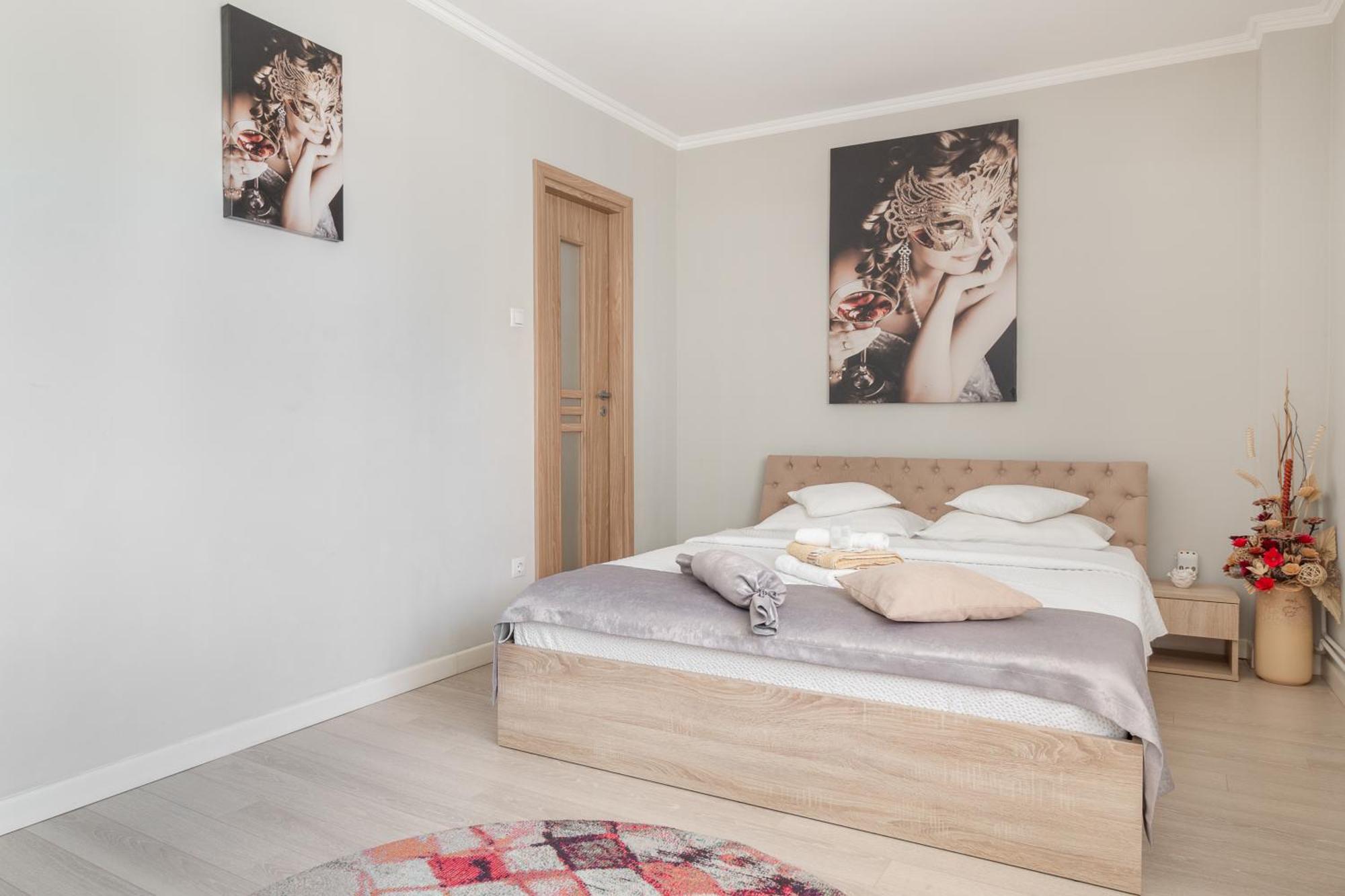 Venezia Studio Apartment Nagyvárad Kültér fotó